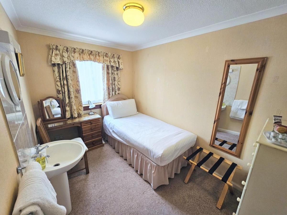 Abermar Guest House - Inverness Extérieur photo